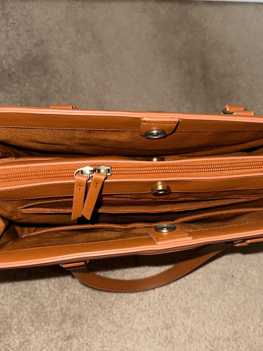 Classic Structured Tote Bag in Cognac Brown